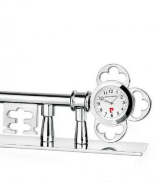 Часовник PIERRE CARDIN -  ключ