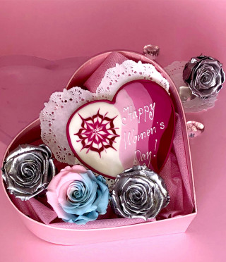 Set Happy Woman's Day at heart