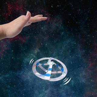 Магическа играчка тип НЛО