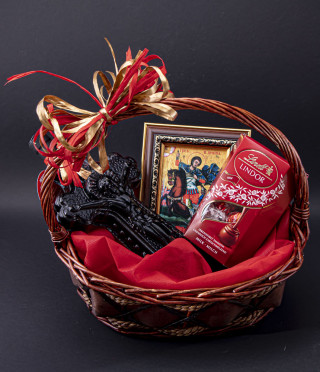 Подаръчна кошница за Димитровден