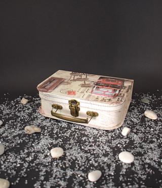 Кутия куфар Лондон