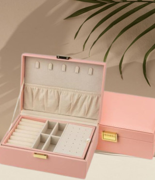 Кутия за бижута в цвят пудра - ROSSI