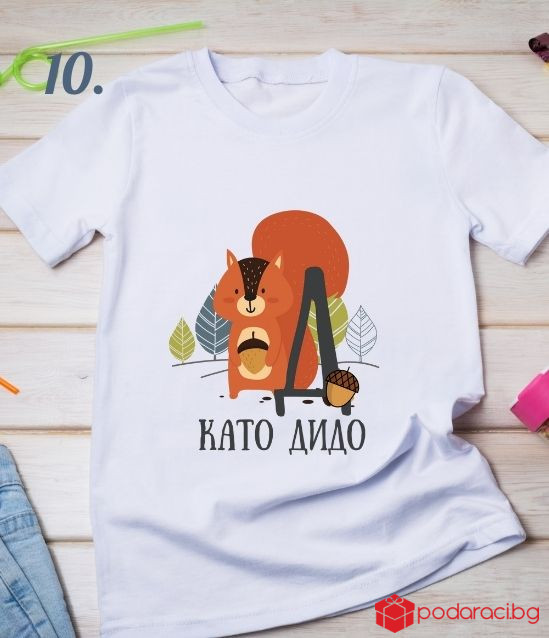 Персонализирана тениска с буквата на детето