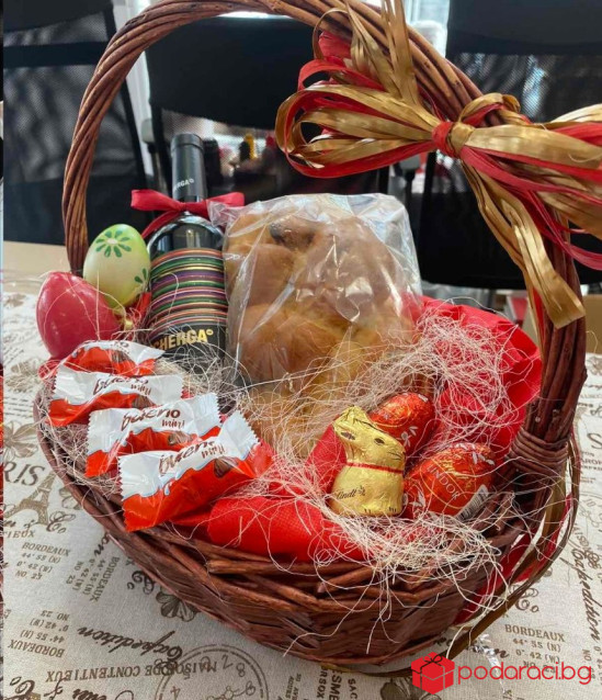 Великденска подаръчна кошница 53