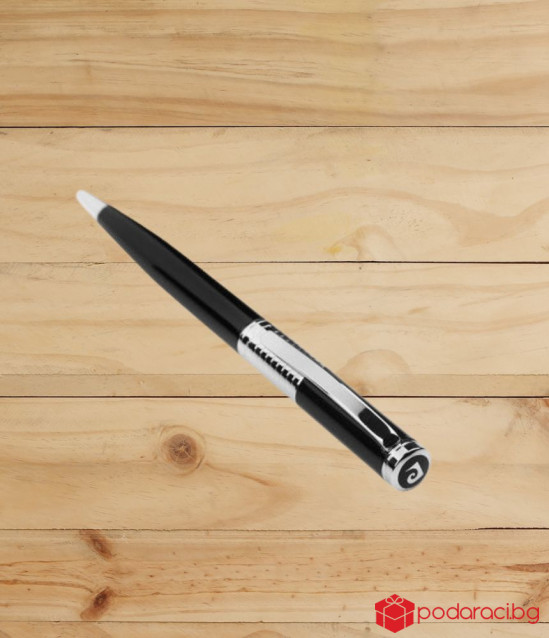 Стилен подаръчен комплект PIERRE CARDIN - калъф за документи, ключодържател и химикал