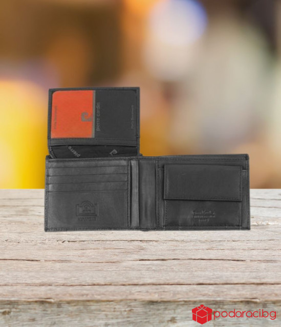 Мъжки сет PIERRE CARDIN - портфейл и химикал