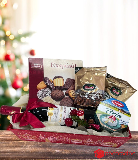 Панер с коледни изненади