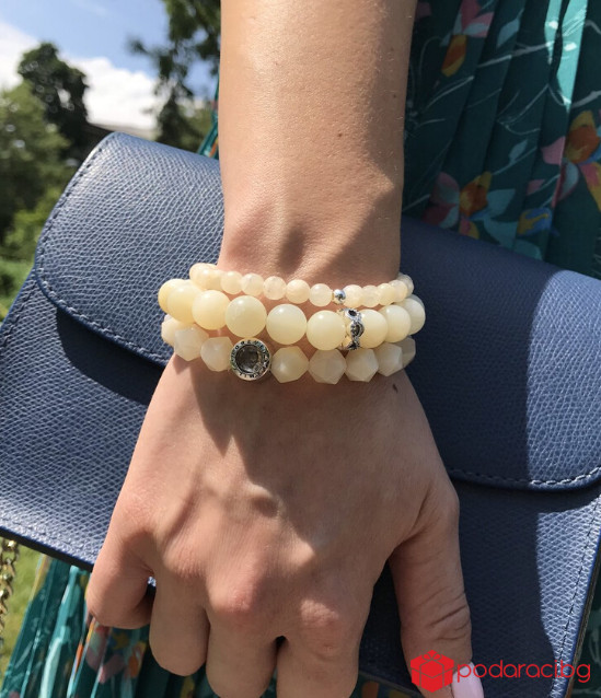 Дамска гривна Хармония - лунен камък