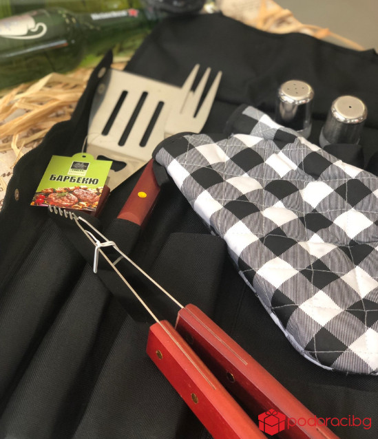 Сет за барбекю с калъф престилка