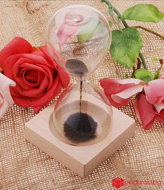 Магнитен пясъчен часовник