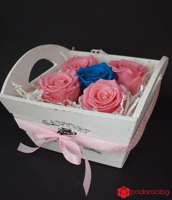 Бяла кашпа Вечна любов