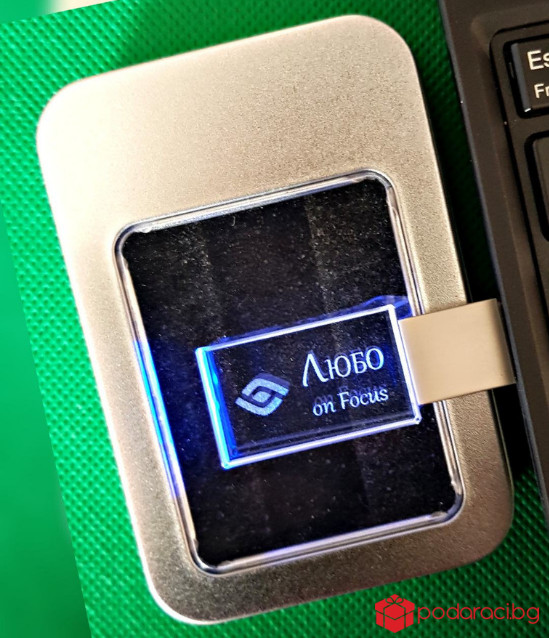 Кристална USB флаш памет