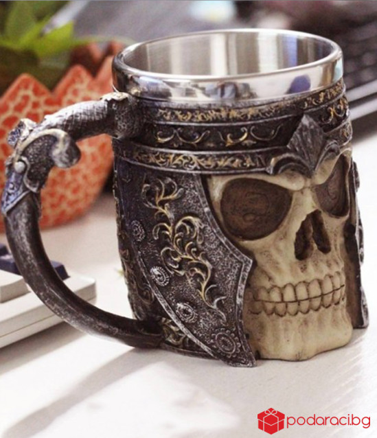 Уникална 3D чаша Череп