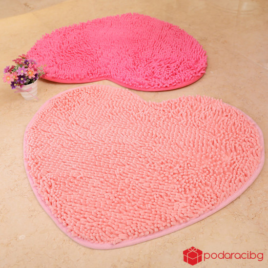 Постелка с формата на сърце