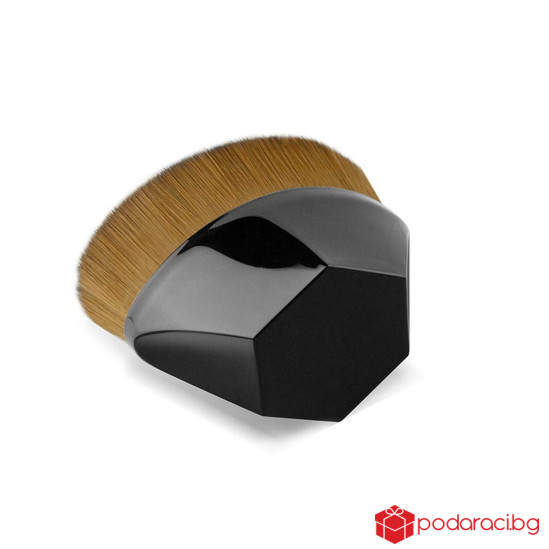 Четка за грим