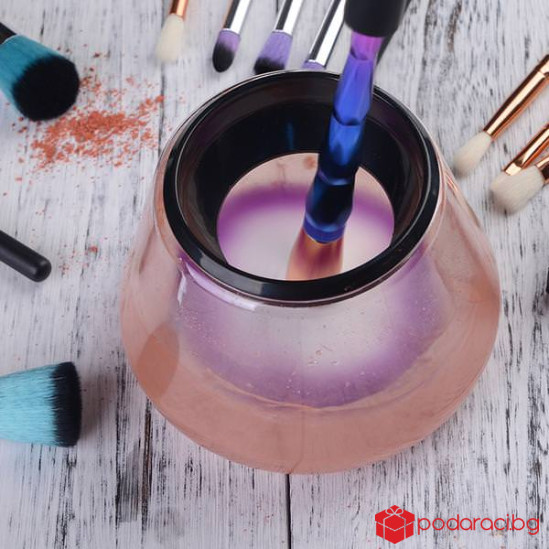 Електрически уред за почистване на четки за грим