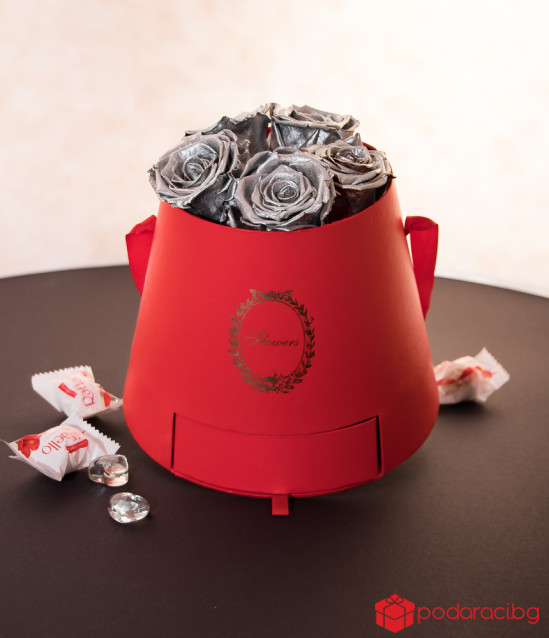 Gift box for the Ladies Red & Silver