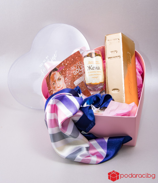 Комплект Време за Нея в кутия сърце