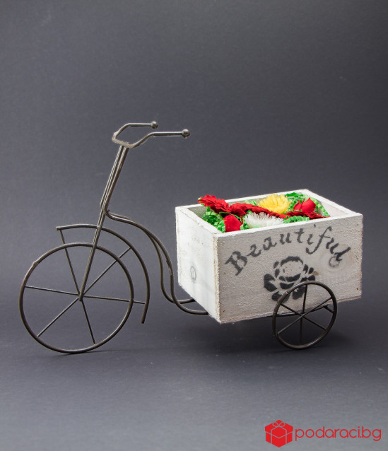 Цветна аранжировка Колело