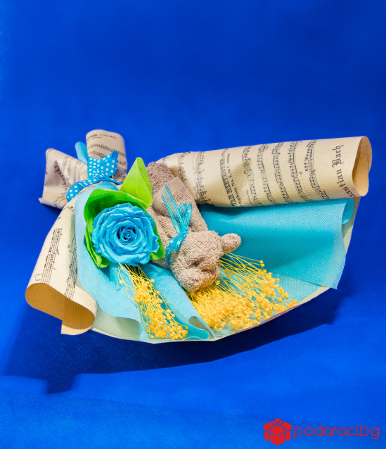 Букет с мече за изписване на момченце