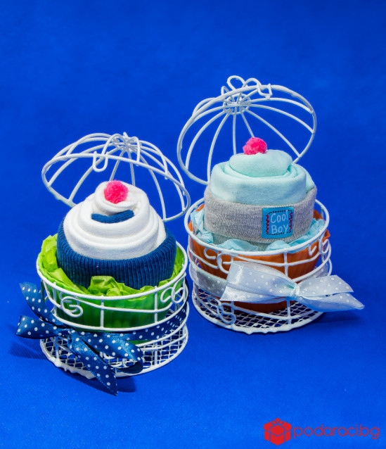 Мъфин за бебе момче в метална клетка