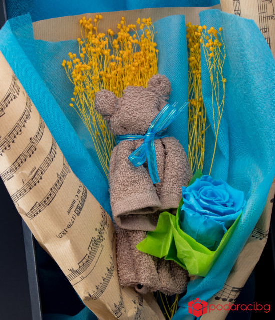 Букет с мече за изписване на момченце