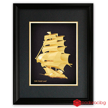 Златна картина кораб