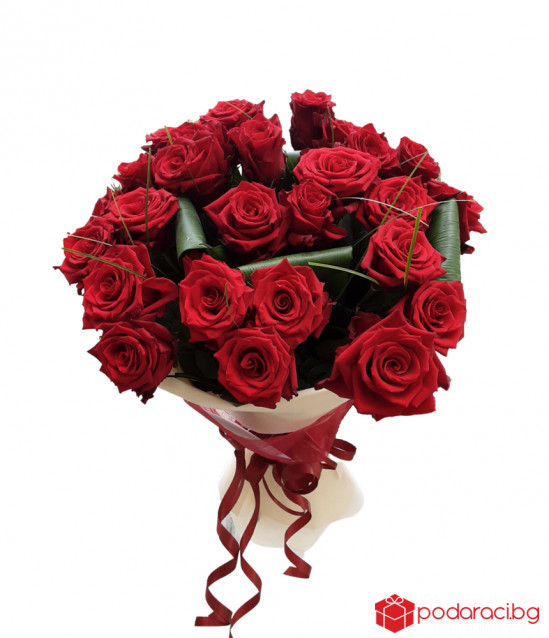 Букет с 19 червени рози