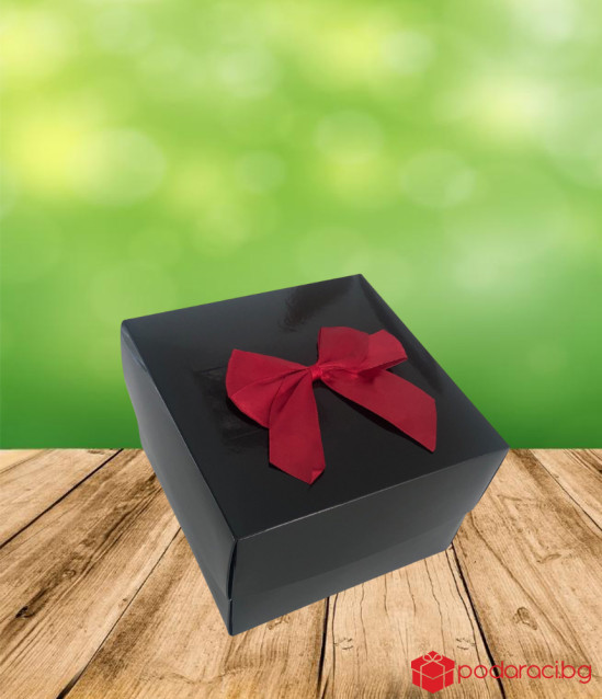 Малък подаръчен комплект за имен ден