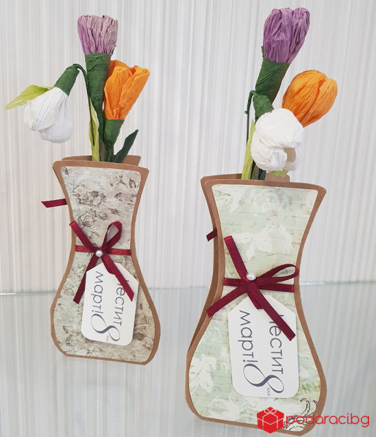 Ръчно изработена картичка за 8 март