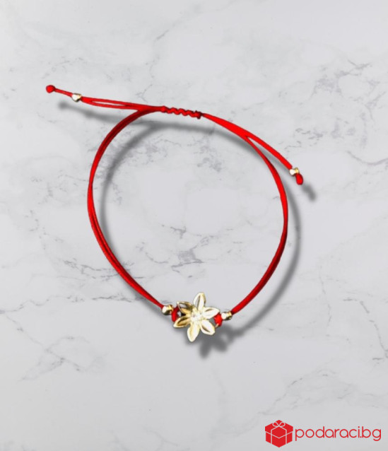 Гривна със сребърно цвете