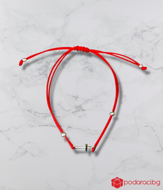 Гривна със сребърно кръстче