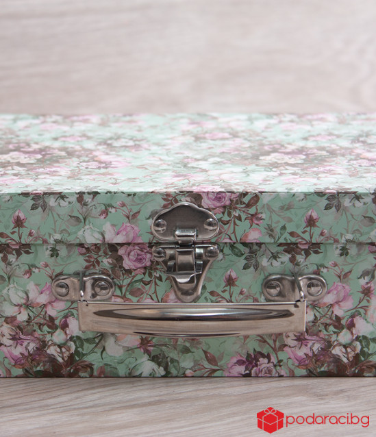 Подаръчно куфарче за любители на чай