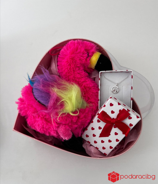 Комплект Фламинго в кутия сърце