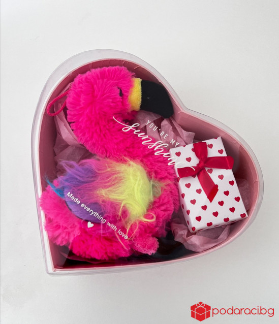 Комплект Фламинго в кутия сърце