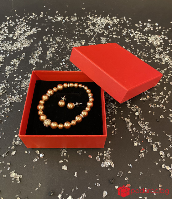 Комплект с обици и гривна