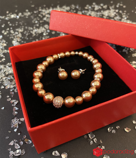 Комплект с обици и гривна