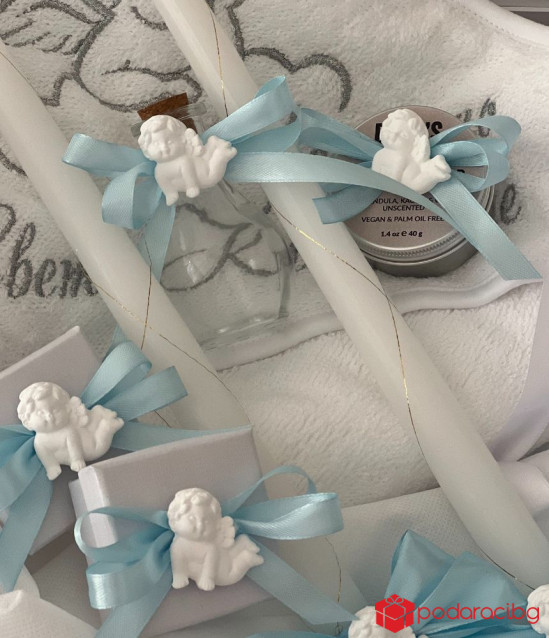 Комплект Свето кръщение с хавлия в сребърно