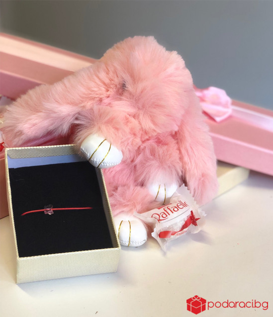 Розовият заек