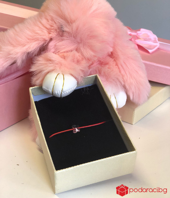 Розовият заек