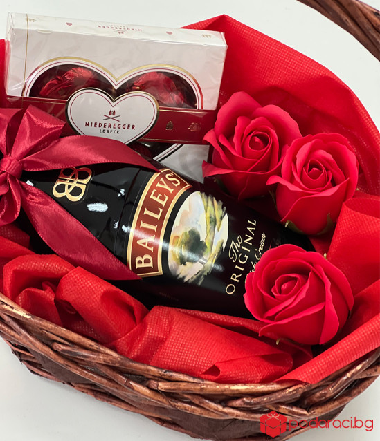 Подаръчна кошница Изящество