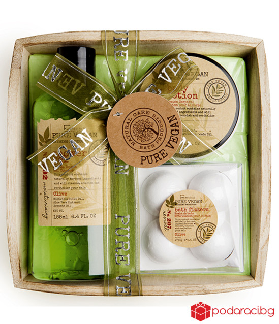 Козметичен комплект с маслина в дървена кошничка