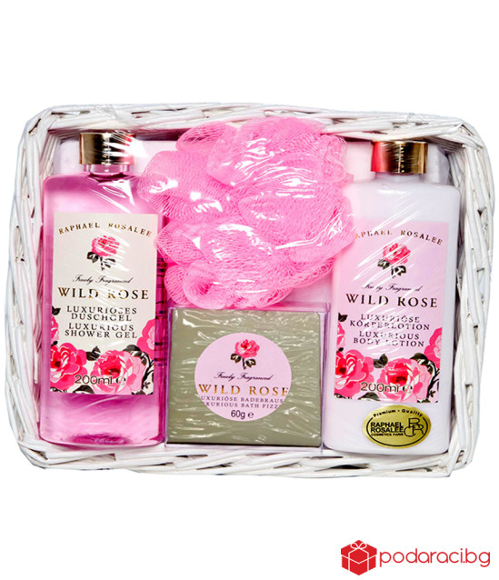 Cosmetic kit with Rose