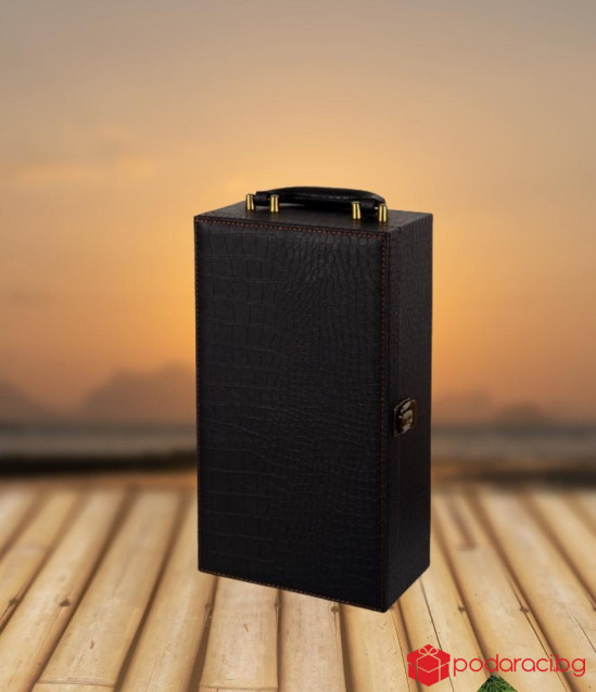 Кутия за две бутилки вино с аксесоари