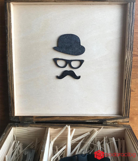 Подаръчна кутия Moustache