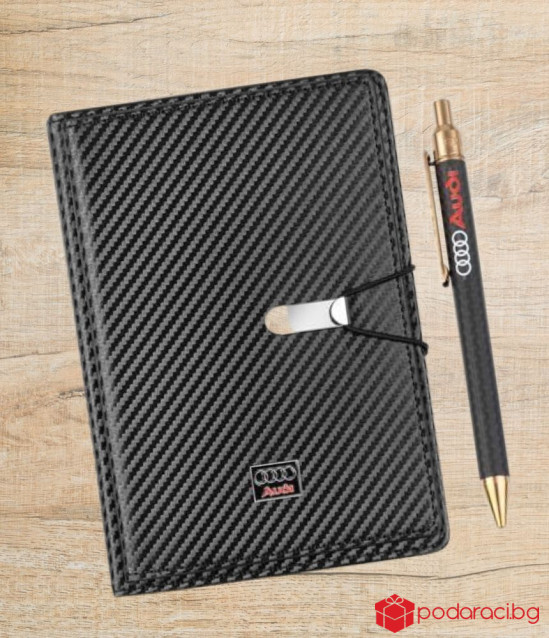 Подаръчен сет от тефтер и химикал на SILVER FLAME с лого на AUDI