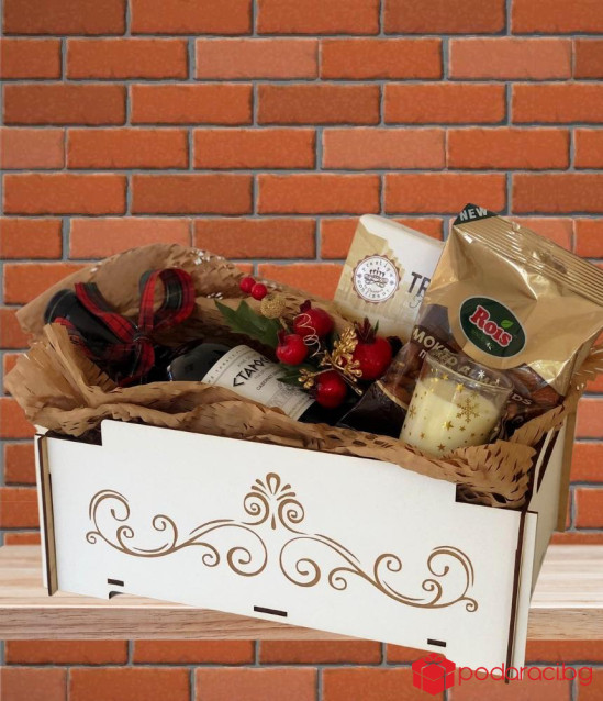 Подаръчна щайга с изненади