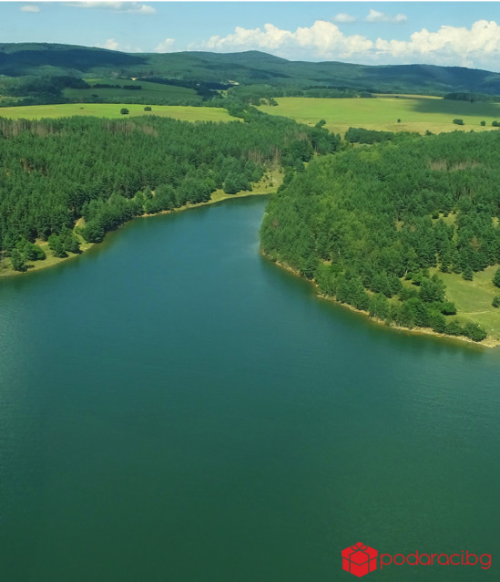 Air flight over Iskar Dam