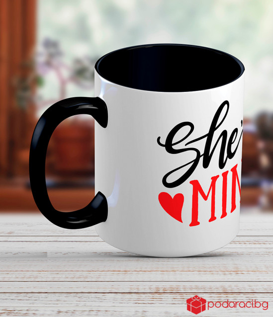 Керамична чаша за нея