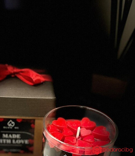 Ароматна свещ Обичам те